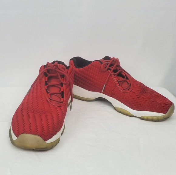 Air Jordan Future Low Red Sneakers 6Y - Picture 2 of 11